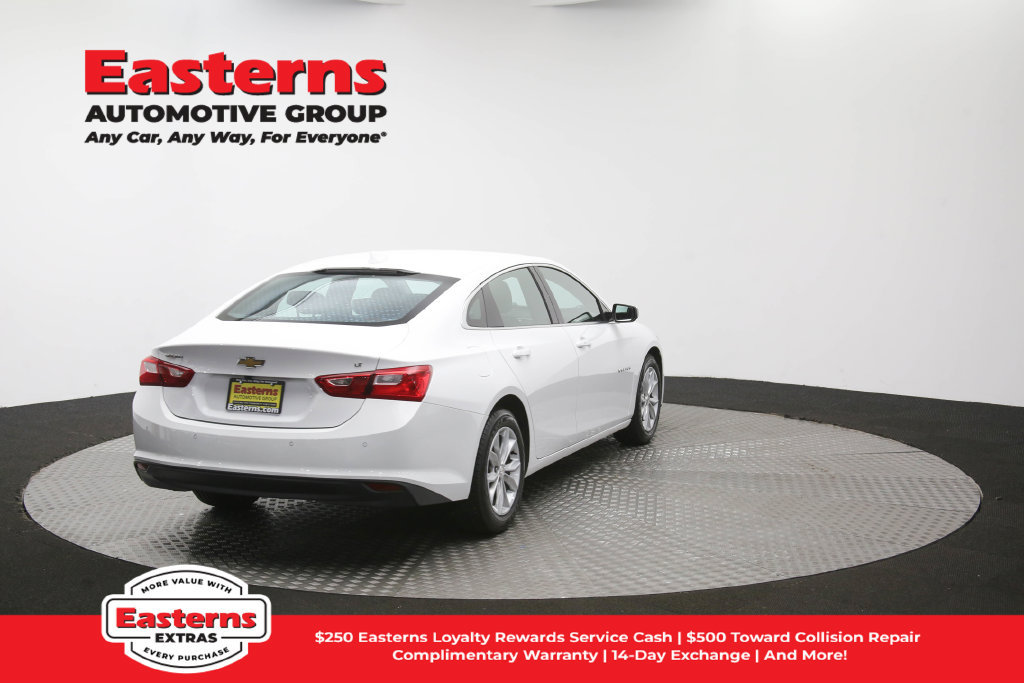 Used 2025 Chevrolet Malibu LT FWD image 41