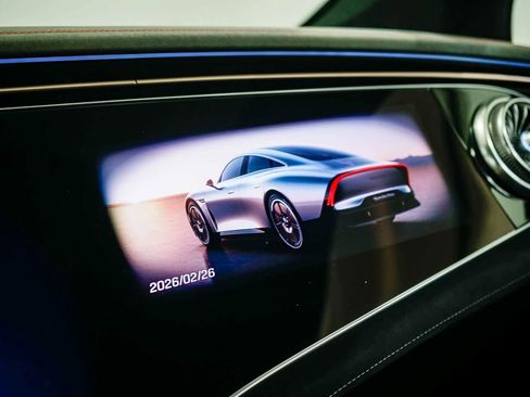 Used 2023 Mercedes-Benz EQS 580 4MATIC Sedan image 23