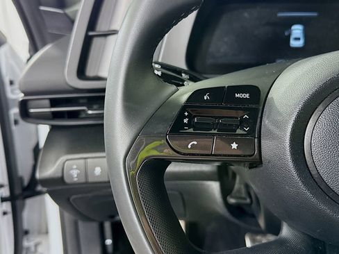 Certified 2025 Hyundai Elantra Sport w/ Cargo Package image 19