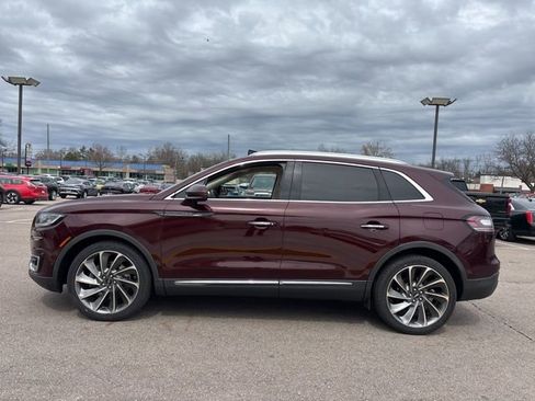 Used 2020 Lincoln Nautilus Reserve w/ Equipment Group 201A image 11