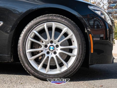 Used 2014 BMW 750Li xDrive image 9