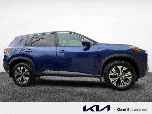 Used 2023 Nissan Rogue SV AWD/4WD image 4