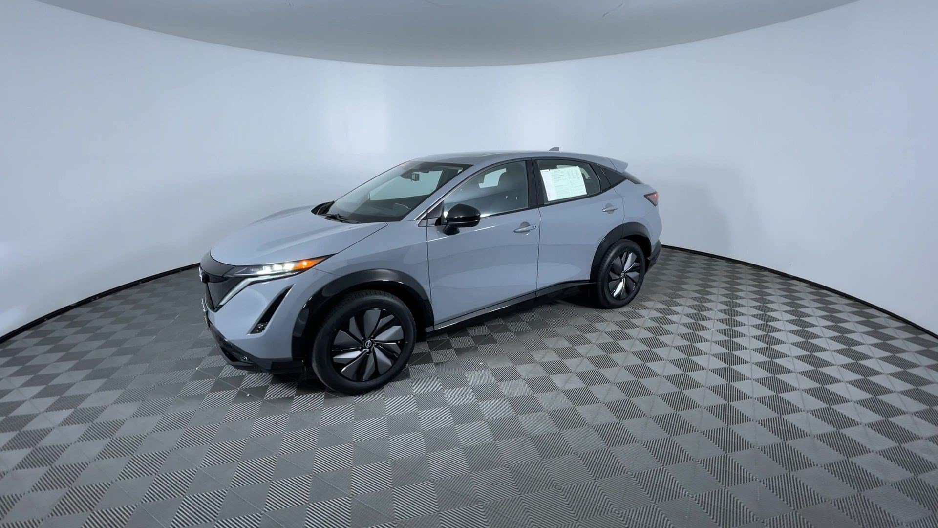 Certified 2024 Nissan Ariya AWD image 4