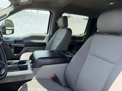 Used 2020 Ford F250 XLT w/ XLT Premium Package AWD/4WD image 13