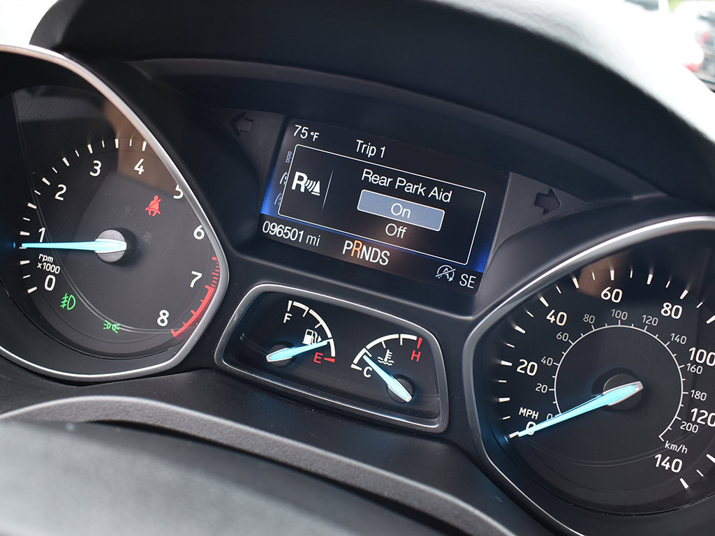Used 2019 Ford Escape SE FWD image 12
