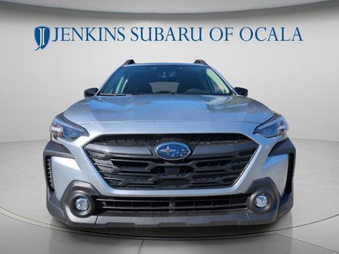 Used 2025 Subaru Outback Premium w/ Popular Package #1A AWD/4WD image 8