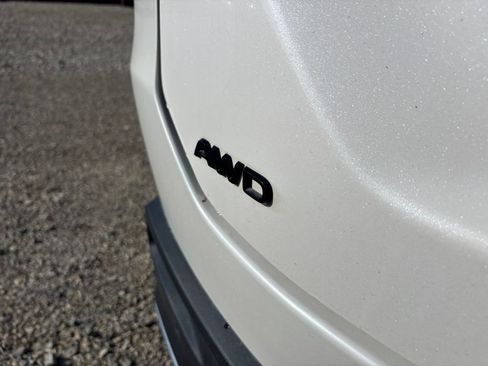 Used 2025 Honda Pilot Black Edition image 5