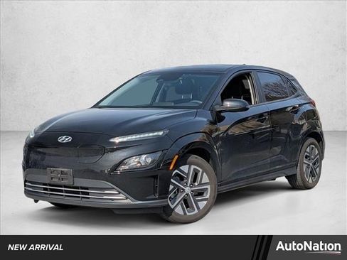 Used 2022 Hyundai Kona SEL w/ Convenience Package image 1