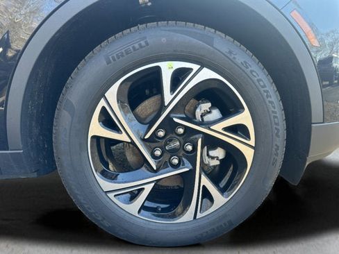 New 2026 Lincoln Nautilus Premier w/ Equipment Group 102A AWD/4WD image 8