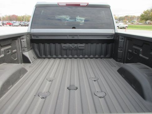 New 2026 GMC Sierra 3500 SLT image 6