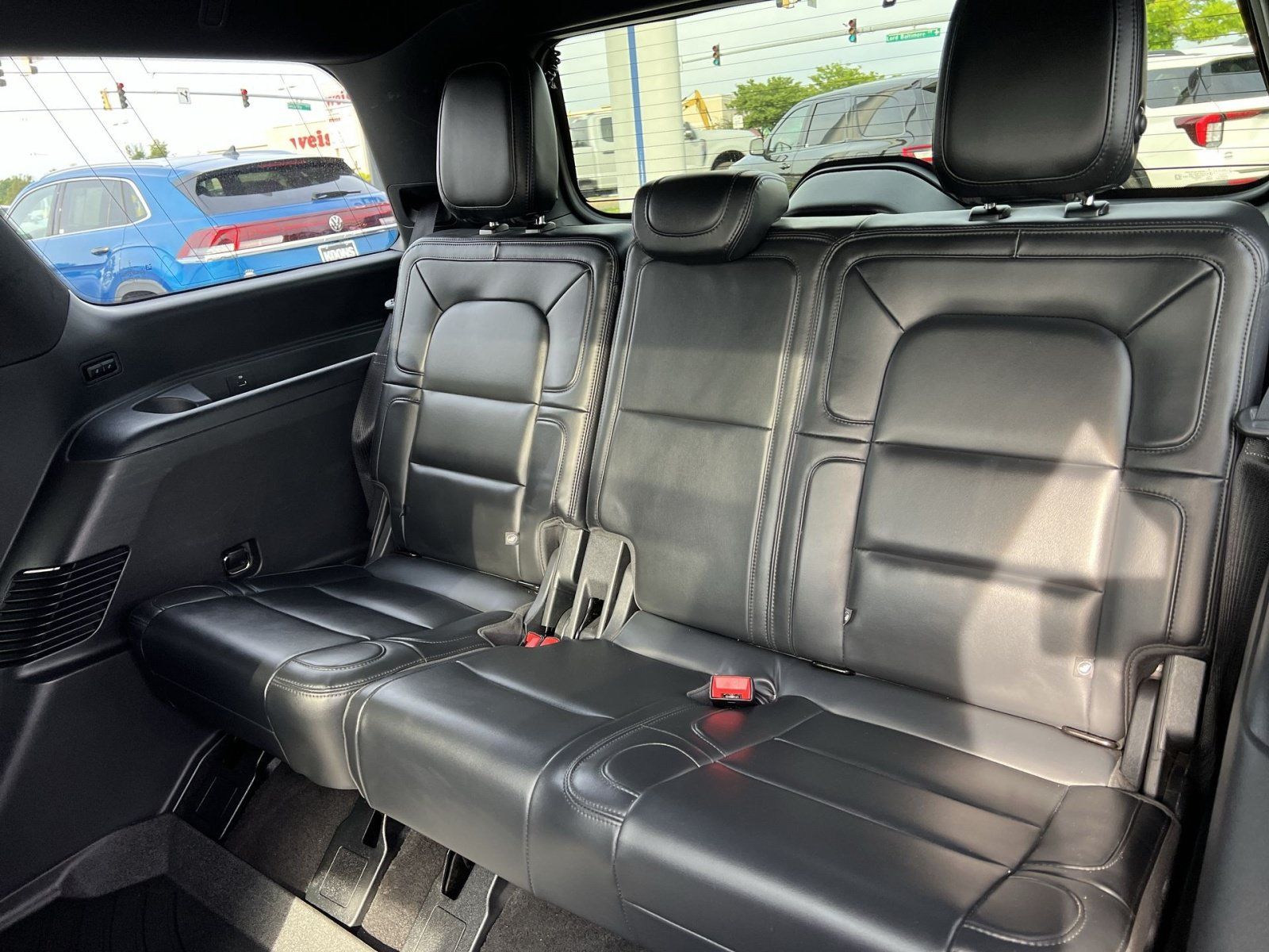 Used 2023 Lincoln Navigator Reserve AWD/4WD image 33