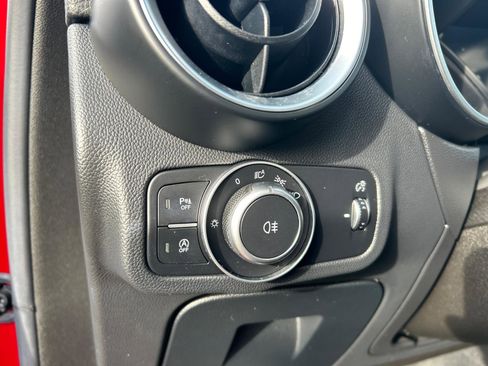 Used 2018 Alfa Romeo Stelvio Sport w/ Quick Order Package 22J Sport image 21