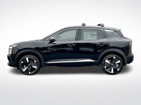 New 2026 Nissan Kicks SR w/ Cold Weather Package AWD/4WD image 12