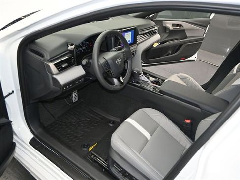 New 2026 Toyota Camry SE image 4