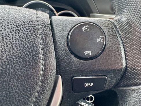 Used 2016 Toyota Corolla LE image 24