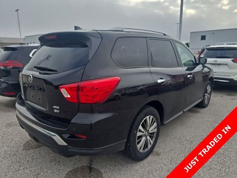 Used 2019 Nissan Pathfinder SV AWD/4WD image 3
