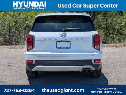 Used 2021 Hyundai Palisade SEL FWD image 4