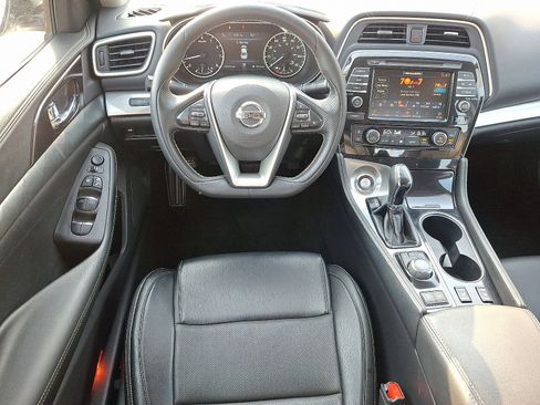 Used 2019 Nissan Maxima 3.5 SV image 11