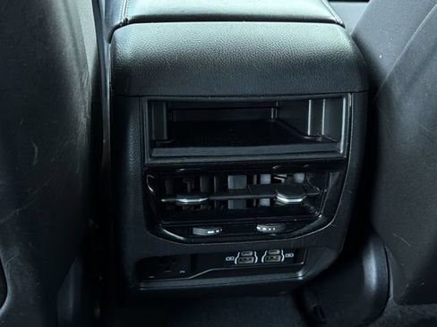 Used 2023 Jeep Grand Cherokee Laredo w/ Luxury Tech Group I AWD/4WD image 19