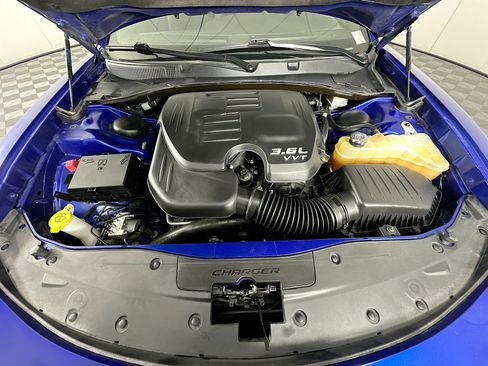 Used 2021 Dodge Charger GT w/ Blacktop Package image 31