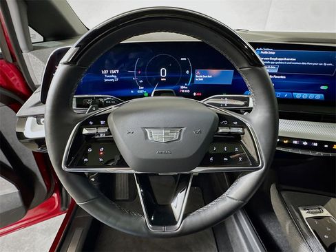 Certified 2025 Cadillac Optiq Luxury 2 image 9