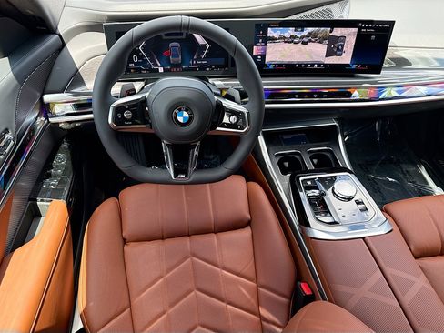 New 2026 BMW 760i xDrive w/ Executive Package AWD/4WD image 17