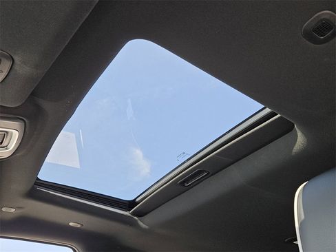 New 2026 RAM 2500 Laramie w/ Night Edition image 17