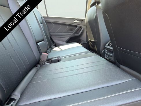 Used 2022 Volkswagen Tiguan SE FWD image 19