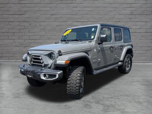 Used 2021 Jeep Wrangler Unlimited Sahara w/ Dual Top Group AWD/4WD image 3