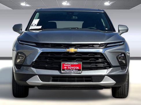 Used 2025 Chevrolet Blazer LT image 5