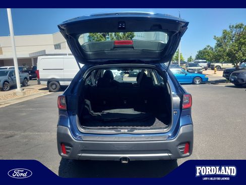 Used 2020 Subaru Outback AWD/4WD image 32