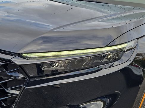 Certified 2023 Honda CR-V Sport Touring image 10