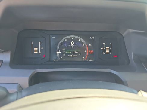 Used 2025 Toyota Tacoma SR5 image 19