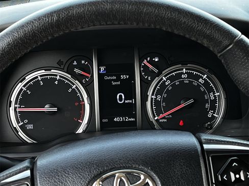 Used 2022 Toyota 4Runner TRD Off-Road Premium w/ Moonroof Package image 13