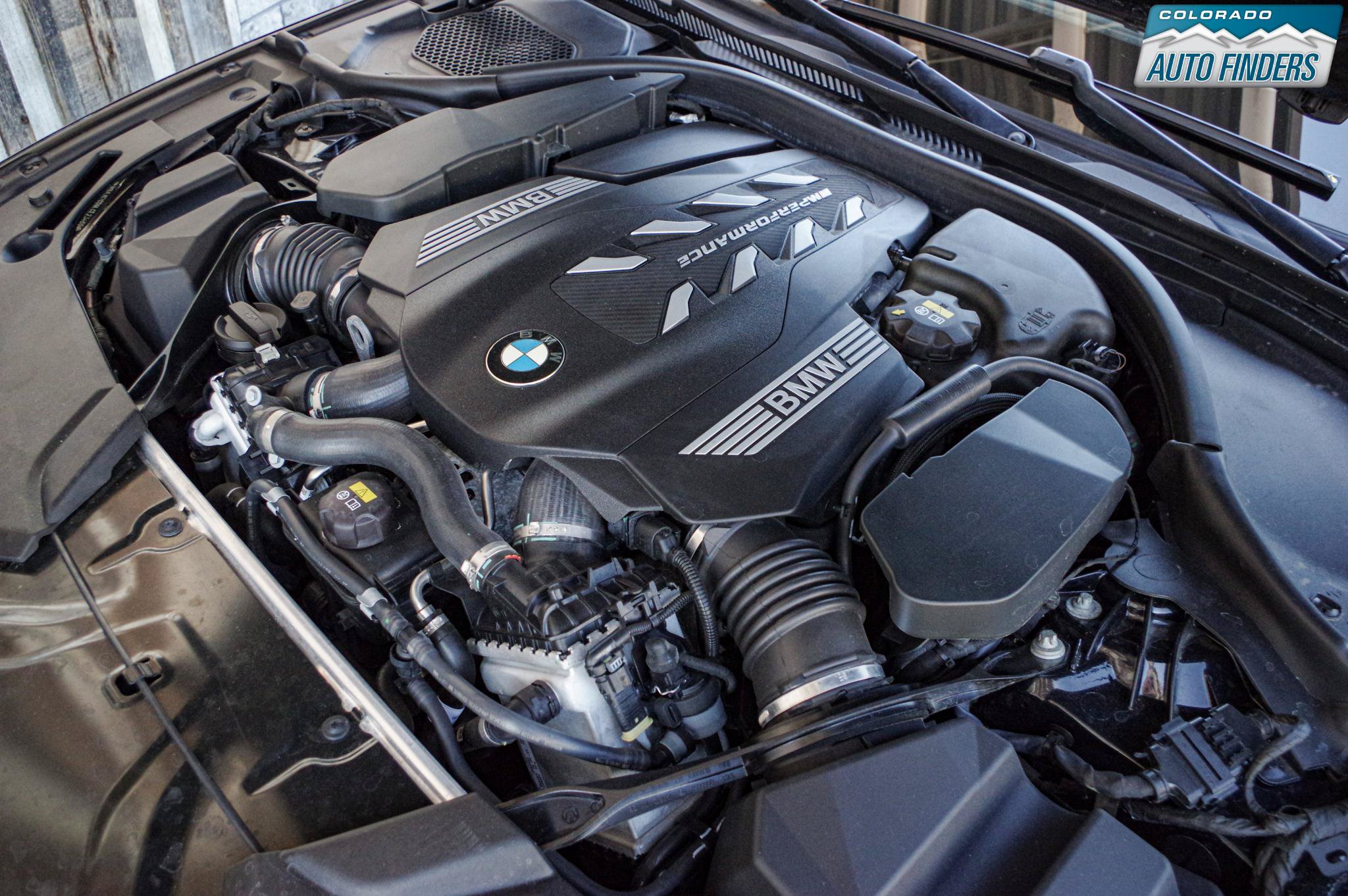 Used 2020 BMW M550i xDrive w/ Premium Package AWD/4WD image 25