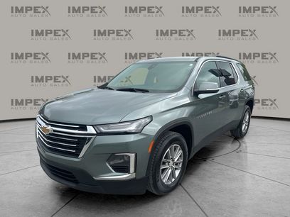 Used 2023 Chevrolet Traverse LT