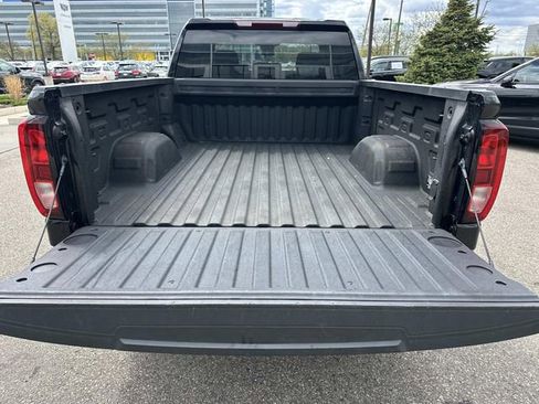 Used 2023 GMC Sierra 1500 Elevation AWD/4WD image 9