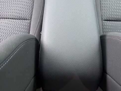 New 2026 Chevrolet Equinox LT w/ Safety and Technology Package AWD/4WD image 19