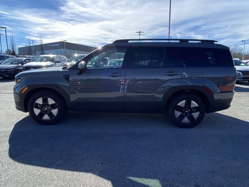 Used 2024 Hyundai Santa Fe SEL image 4