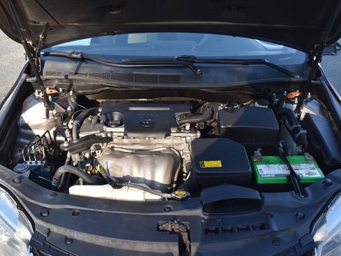 Used 2015 Toyota Camry LE FWD image 34