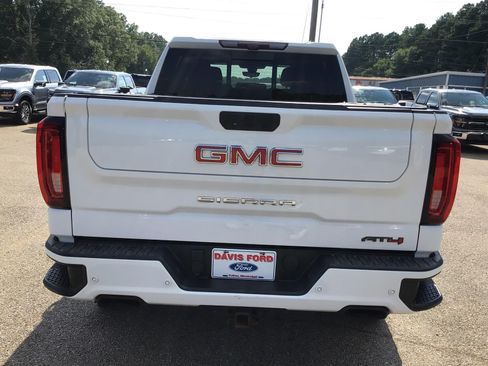 Used 2021 GMC Sierra 1500 AT4 w/ AT4 Premium Package AWD/4WD image 12