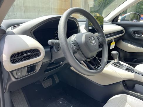 New 2026 Honda HR-V LX image 13