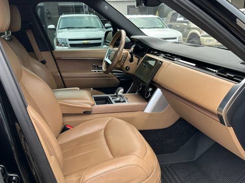 Used 2023 Land Rover Range Rover Long Wheelbase SE AWD/4WD image 10