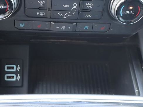 Used 2017 Ford F250 Platinum w/ Platinum Ultimate Package image 25