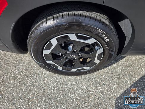 Used 2025 Hyundai Santa Fe SEL FWD image 11