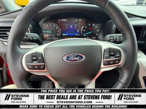Used 2023 Ford Explorer XLT w/ Equipment Group 202A AWD/4WD image 24