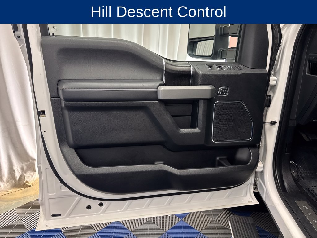 Used 2019 Ford F350 Platinum w/ Platinum Ultimate Package AWD/4WD image 11