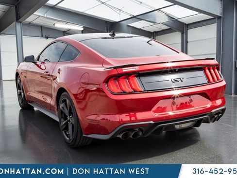 Used 2022 Ford Mustang GT Premium w/ Black Accent Package RWD image 17