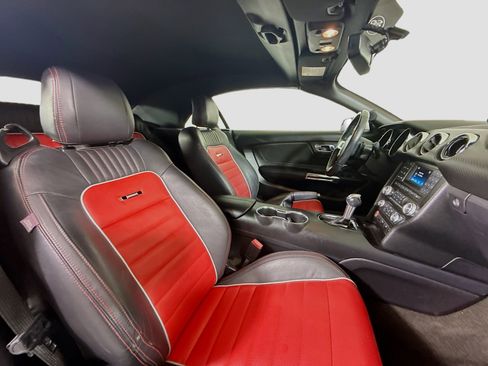 Used 2016 Ford Mustang Convertible w/ Equipment Group 051A image 27