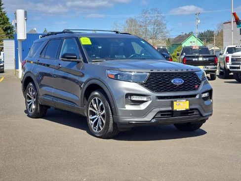 Certified 2021 Ford Explorer ST w/ Equipment Group 401A AWD/4WD image 2